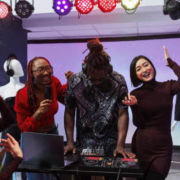 Ent. Music & Culture